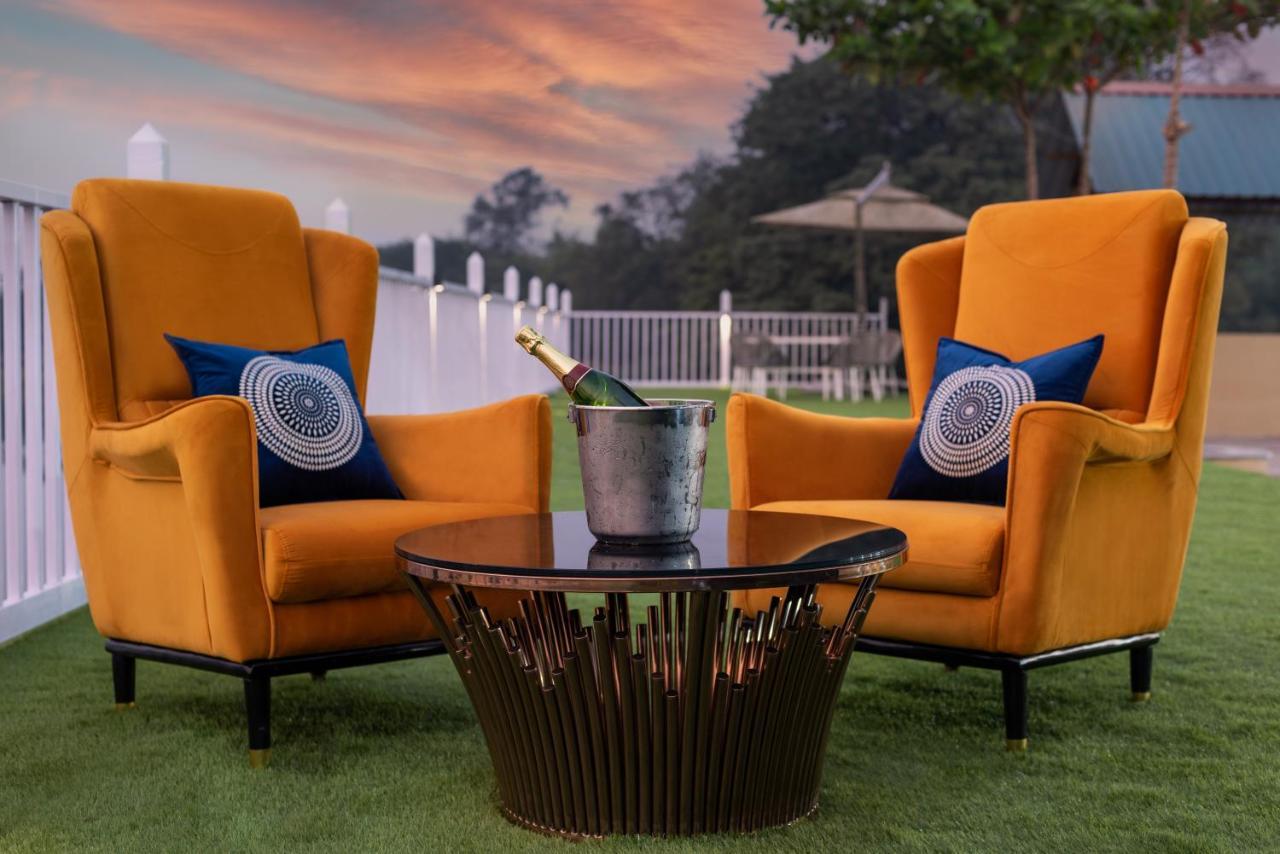 Paramount Riverfront Resort & Spa, Karjat Exteriér fotografie