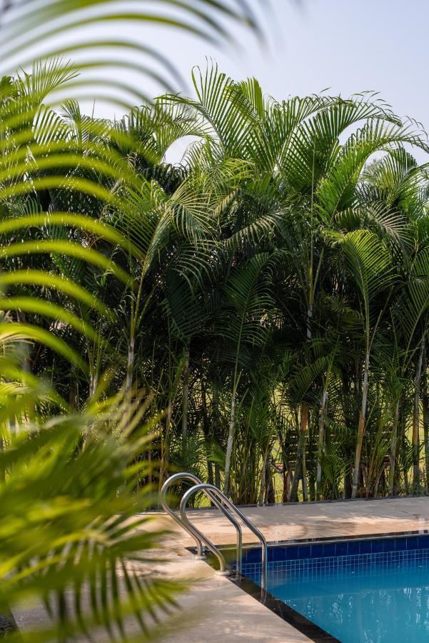 Paramount Riverfront Resort & Spa, Karjat Exteriér fotografie