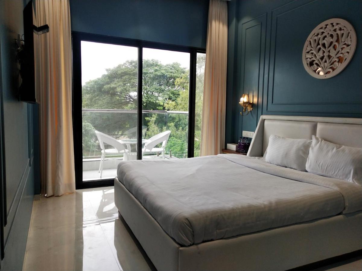 Paramount Riverfront Resort & Spa, Karjat Exteriér fotografie