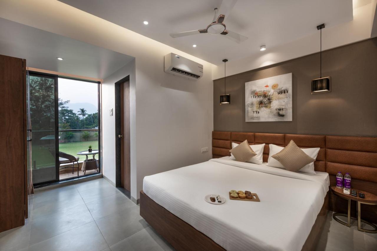 Paramount Riverfront Resort & Spa, Karjat Exteriér fotografie