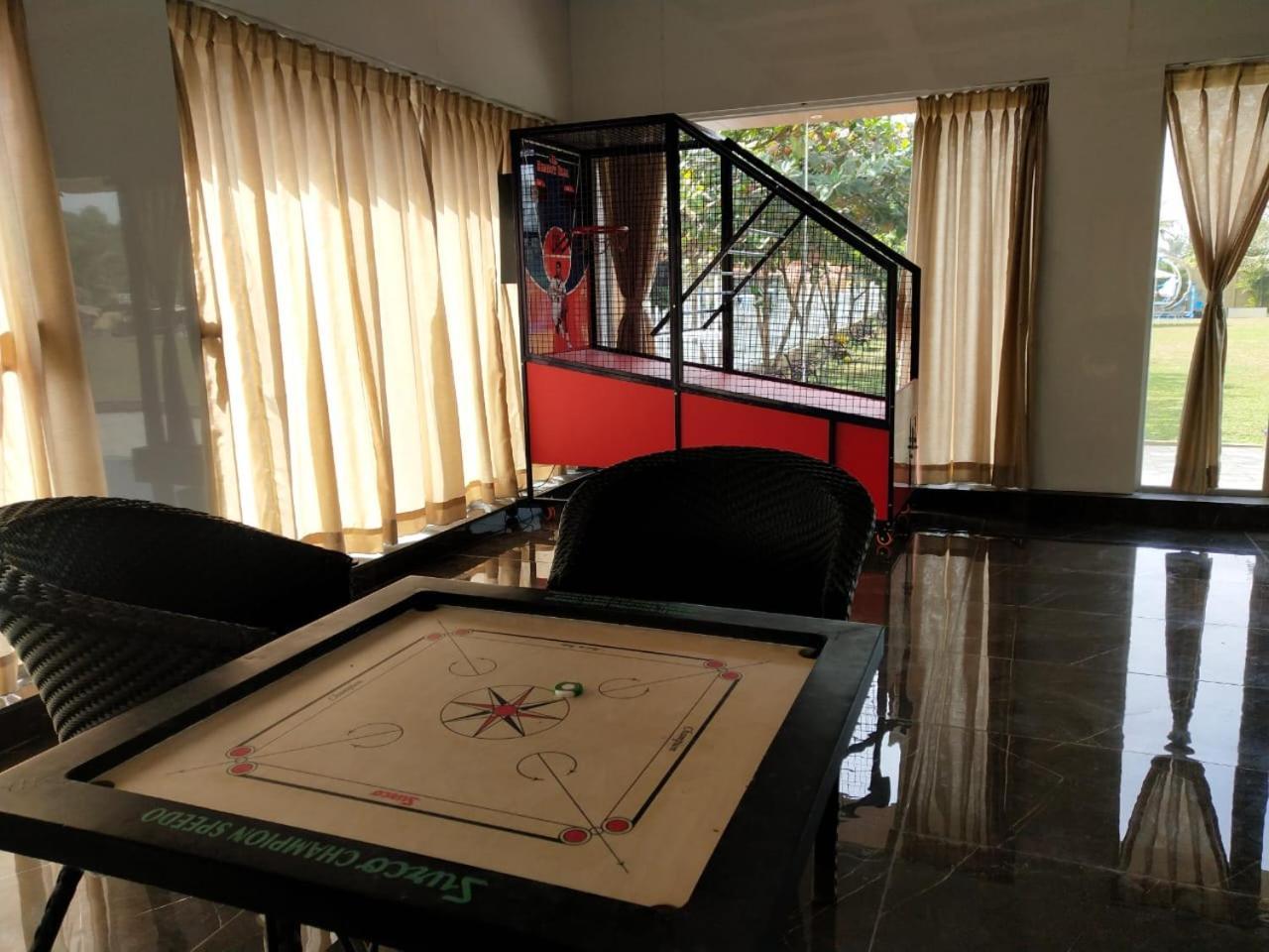 Paramount Riverfront Resort & Spa, Karjat Exteriér fotografie
